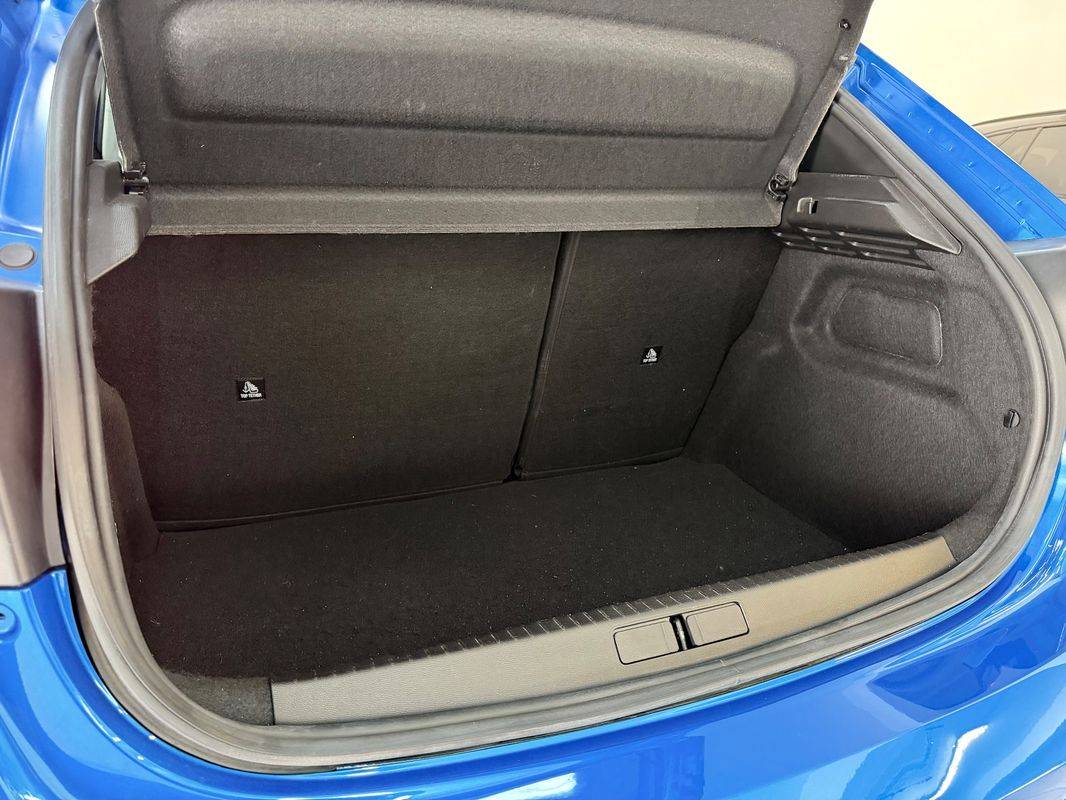 peugeot-208-2021-gasolina-1199cc