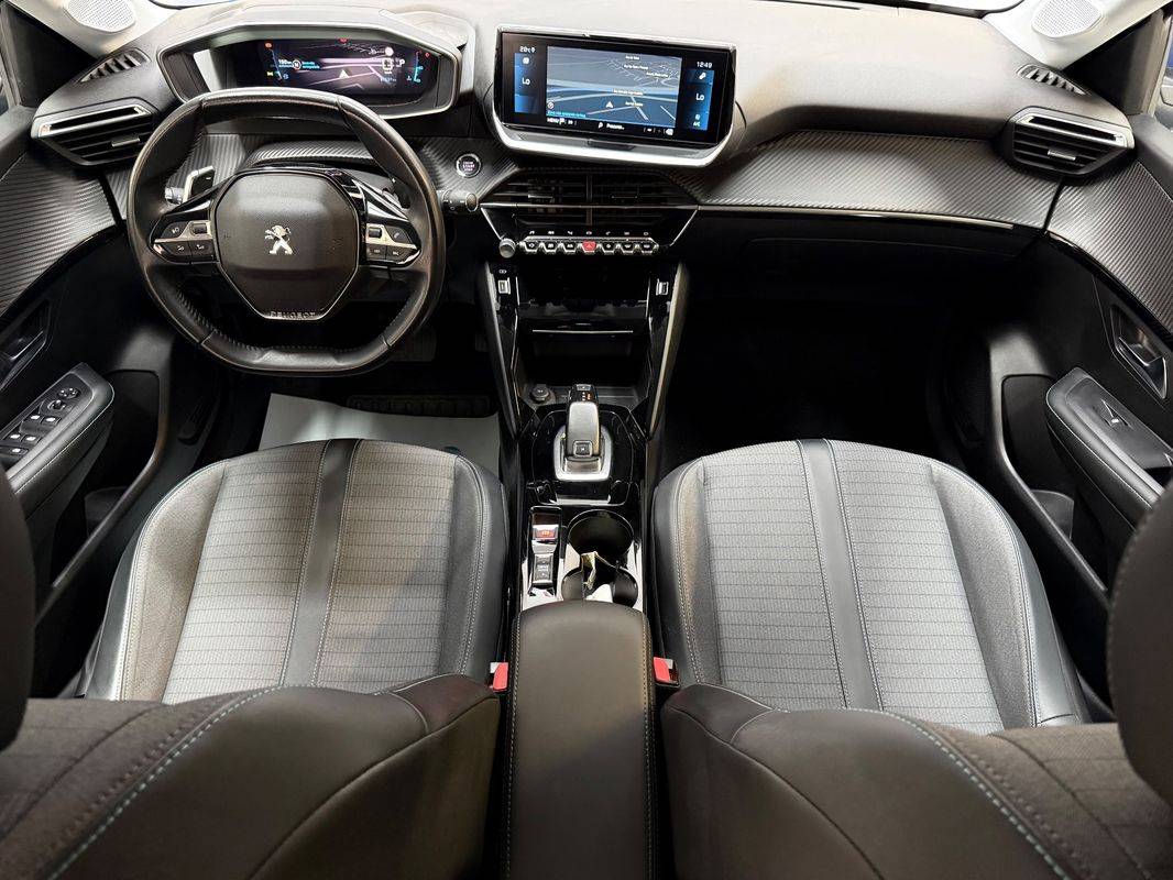 peugeot-208-2021-gasolina-1199cc