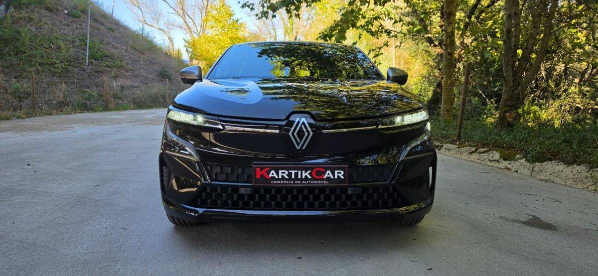 renault-megane-e-tech-2022-eletrico-0cc