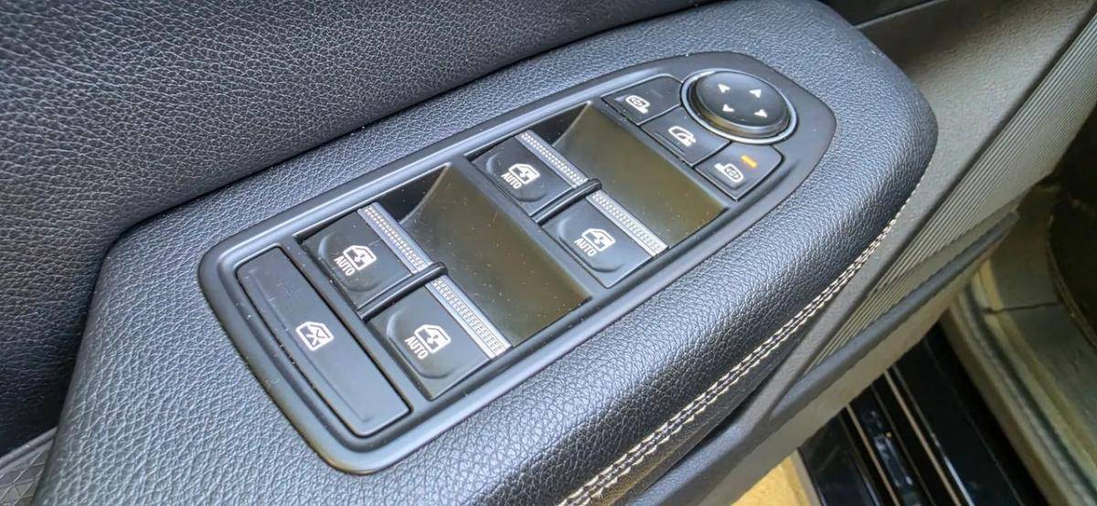 renault-megane-e-tech-2022-eletrico-0cc