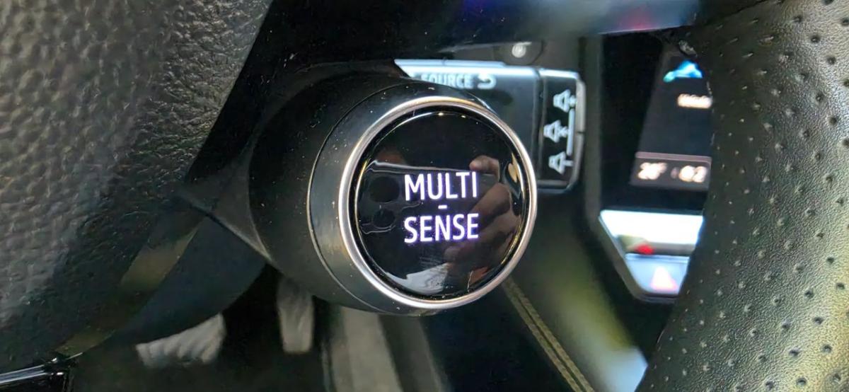 renault-megane-e-tech-2022-eletrico-0cc