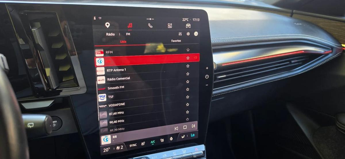 renault-megane-e-tech-2022-eletrico-0cc