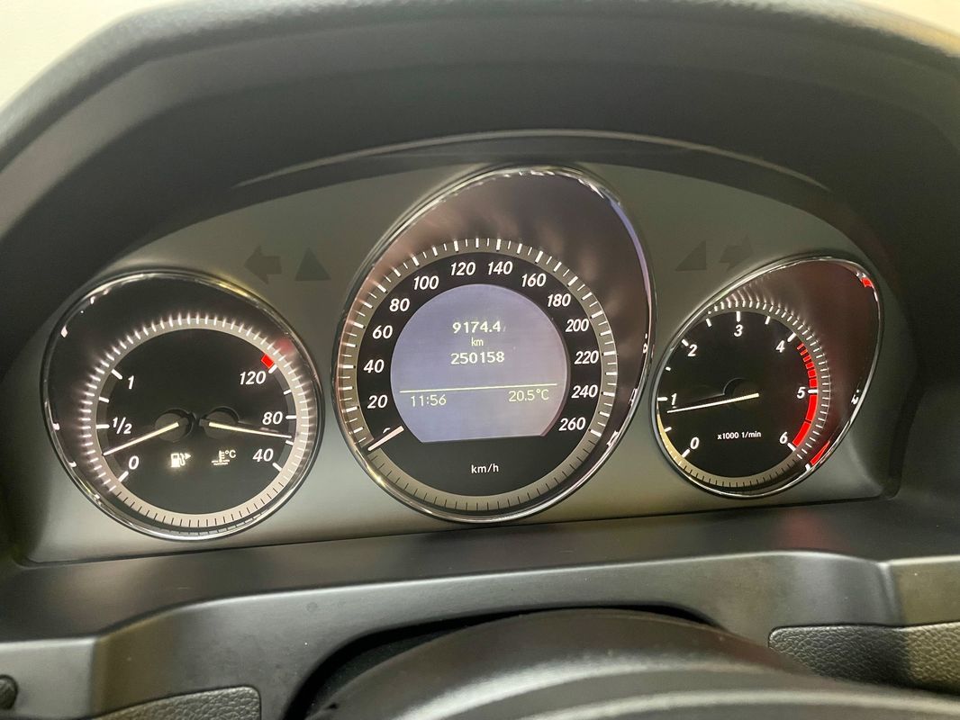 mercedes-benz-classe-c-2010-diesel-2143cc
