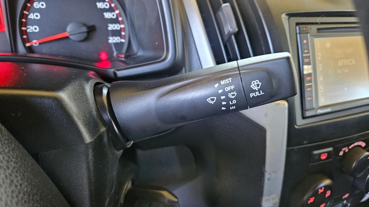 isuzu-d-max-2015-diesel-2499cc