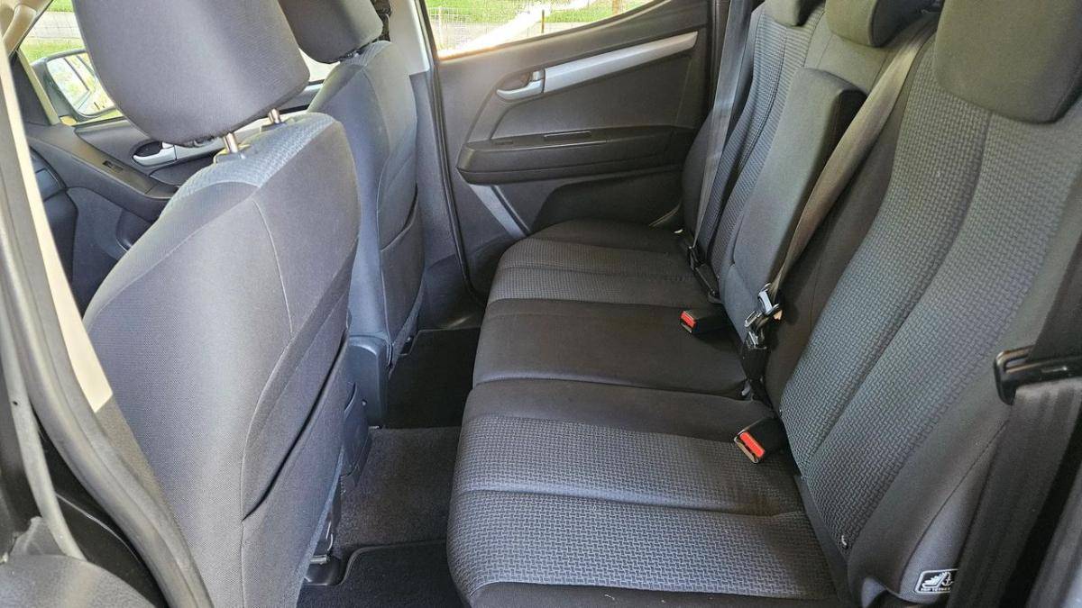 isuzu-d-max-2015-diesel-2499cc
