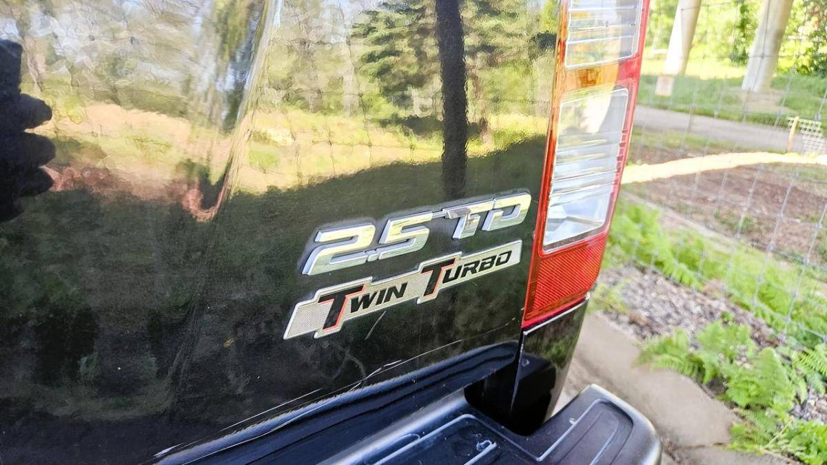 isuzu-d-max-2015-diesel-2499cc