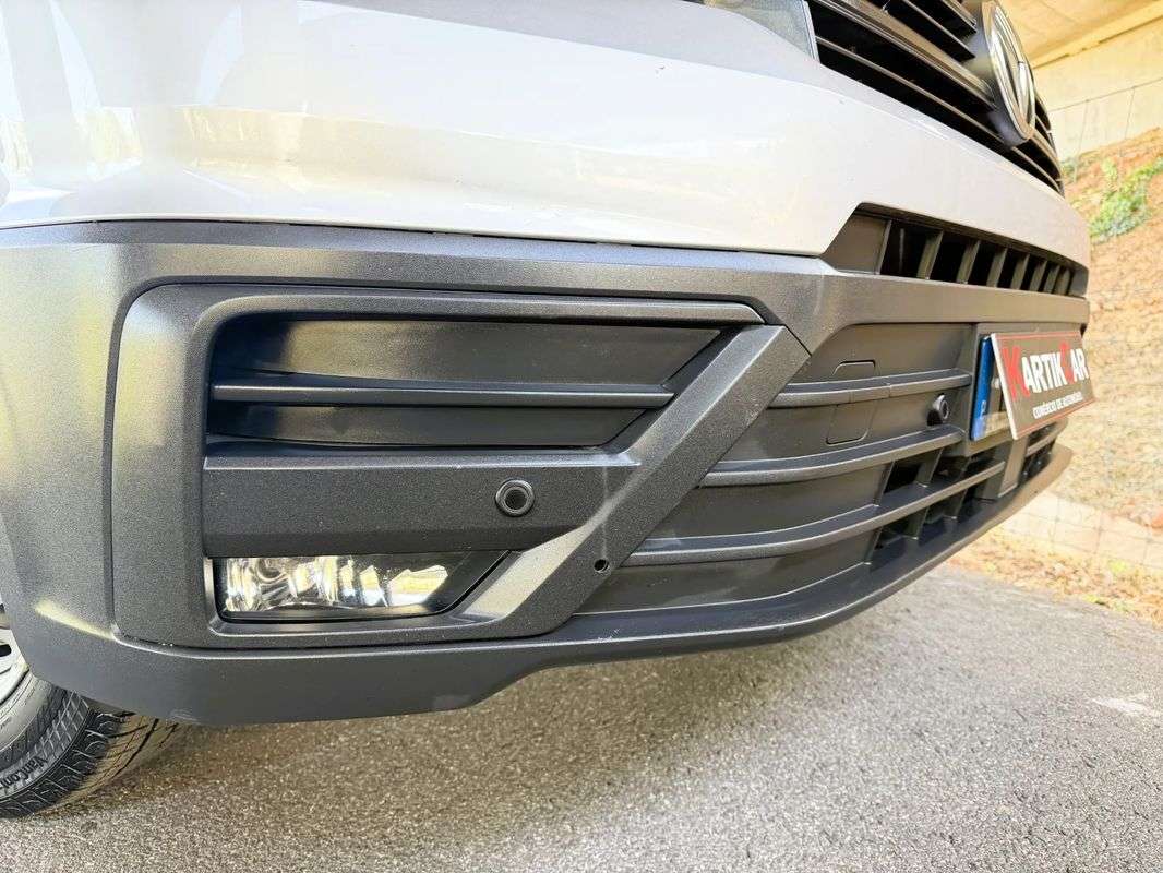 volkswagen-crafter-2020-diesel-2000cc