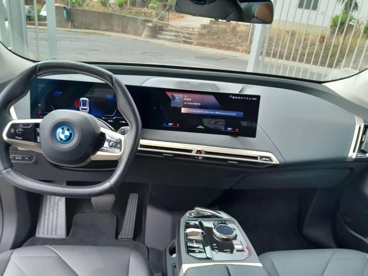 bmw-ix-2023-eletrico-200cc