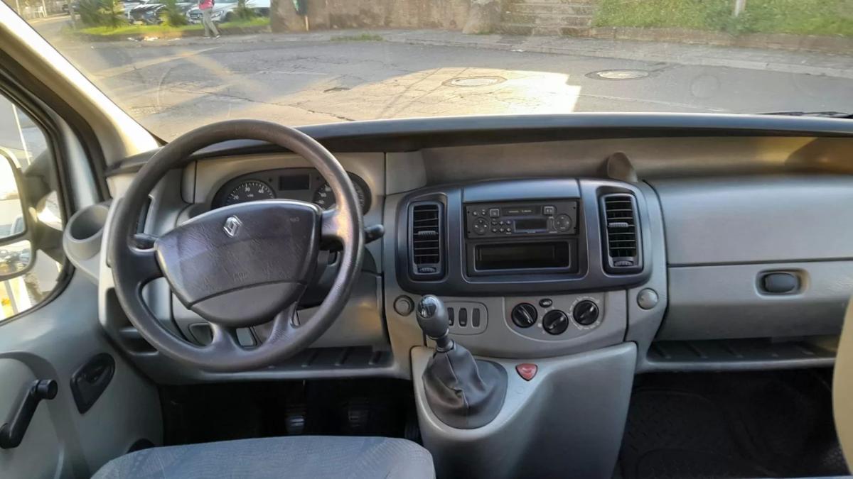 renault-trafic-2006-diesel-1995cc