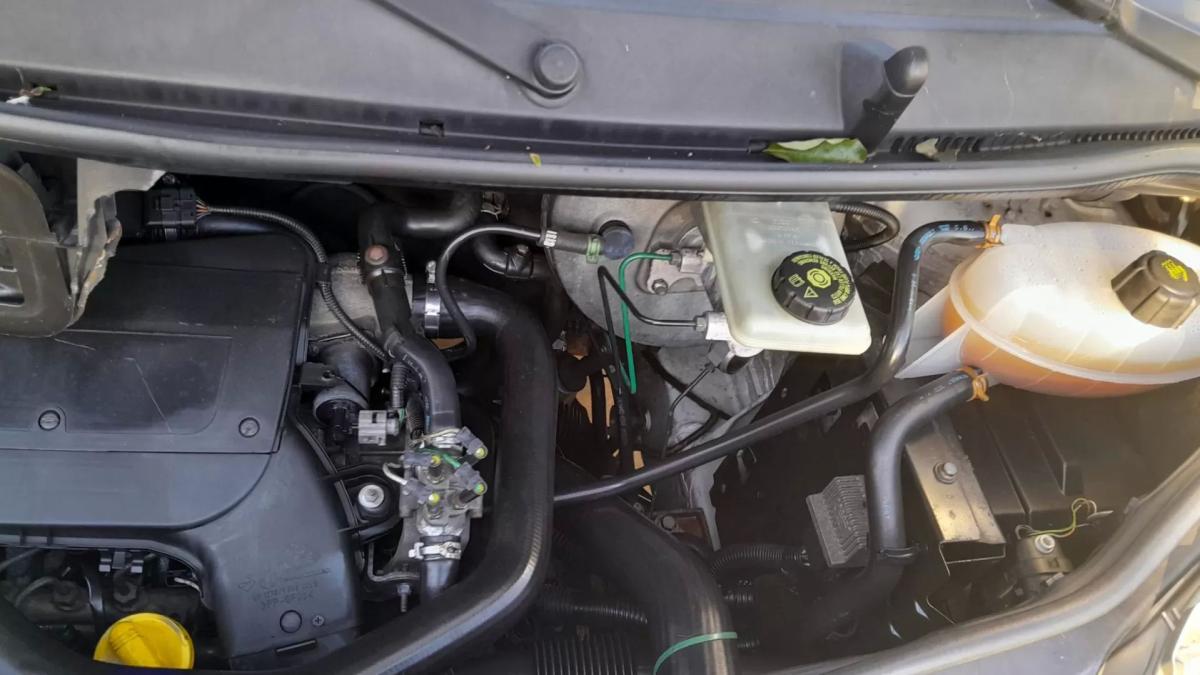 renault-trafic-2006-diesel-1995cc
