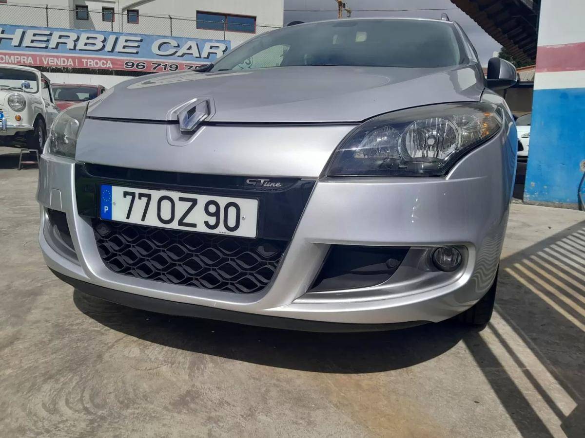 renault-megane-sport-tourer-2011-diesel-1461cc