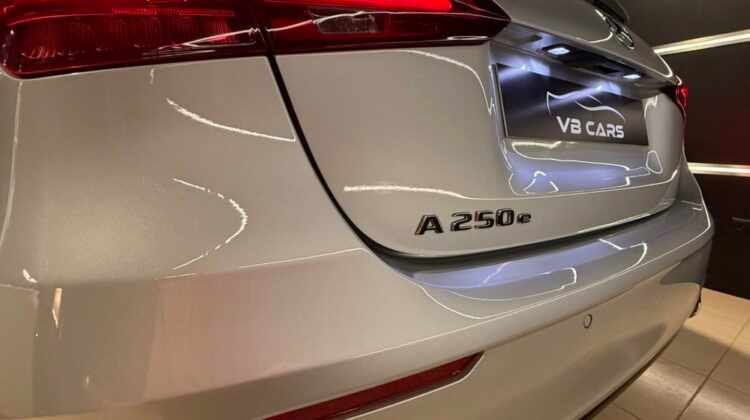 mercedes-benz-classe-a-a-250-e-2023-gasolina-1332cc