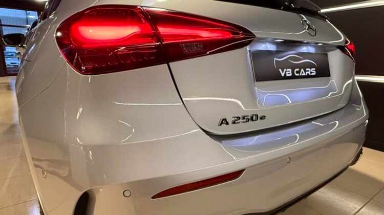 mercedes-benz-classe-a-a-250-e-2023-gasolina-1332cc