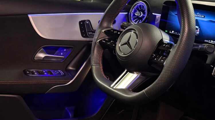 mercedes-benz-classe-a-a-250-e-2023-gasolina-1332cc
