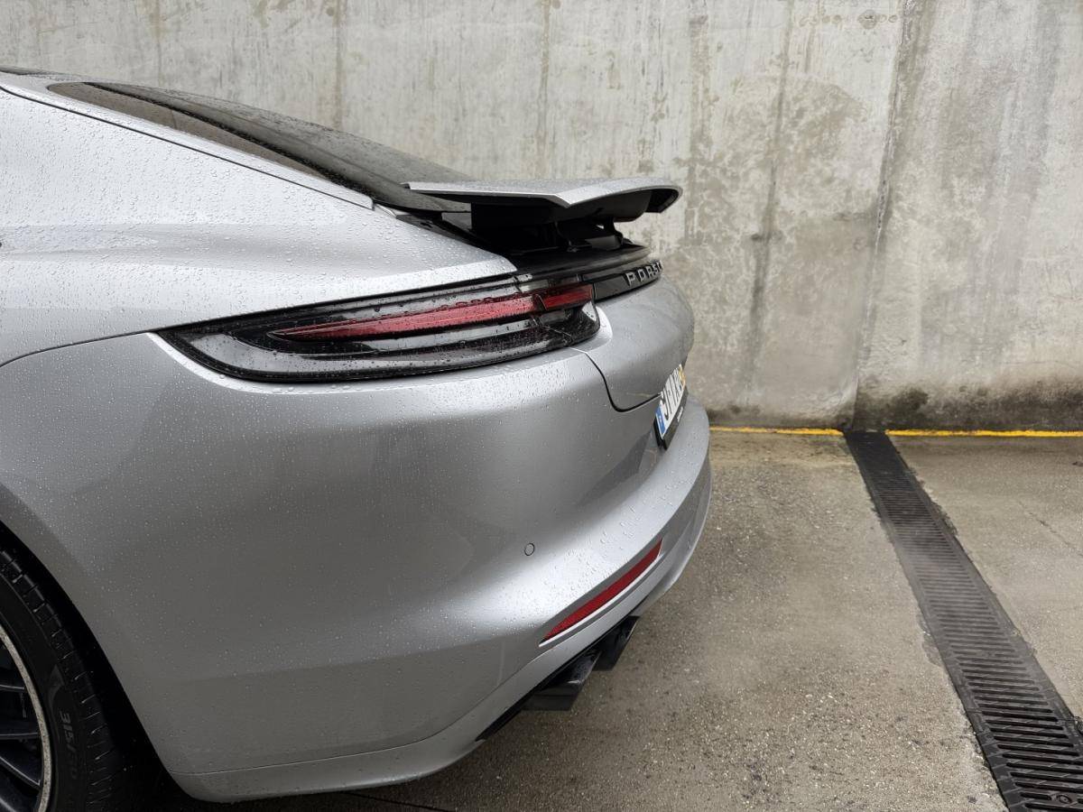 porsche-panamera-2017-hibrido-2894cc