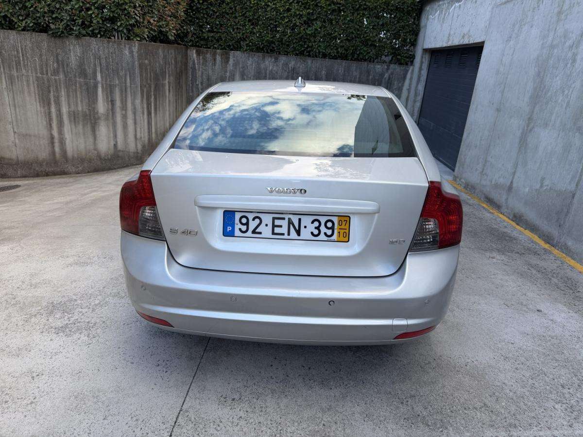 volvo-s40-2007-diesel-1560cc