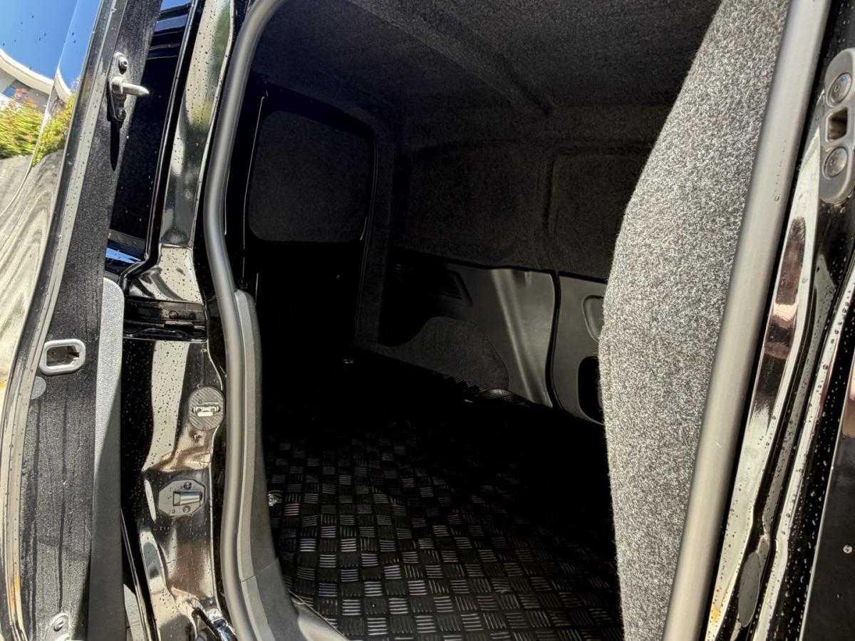 opel-combo-2025-diesel-1499cc