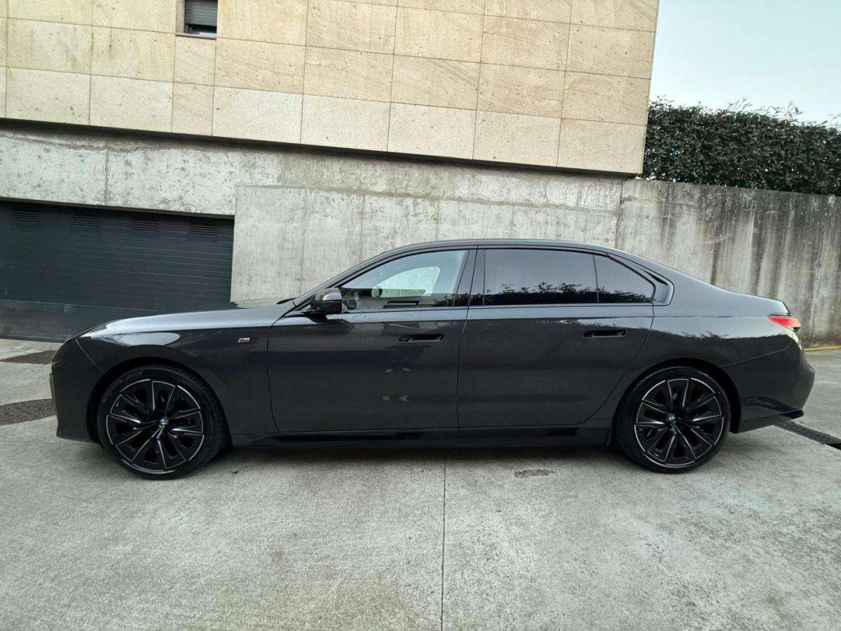 bmw-serie-7-2024-eletrico-0cc