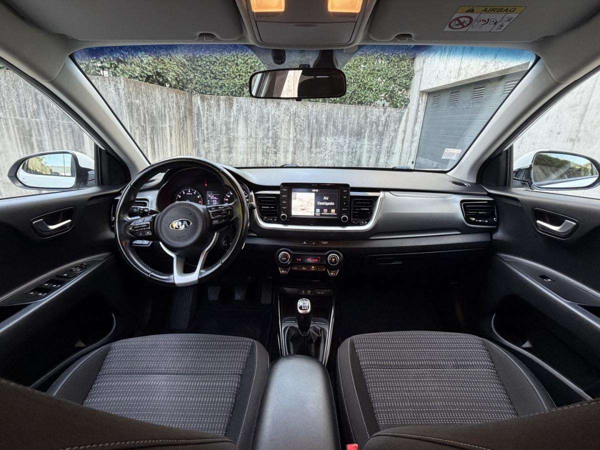 kia-stonic-2017-gasolina-998cc