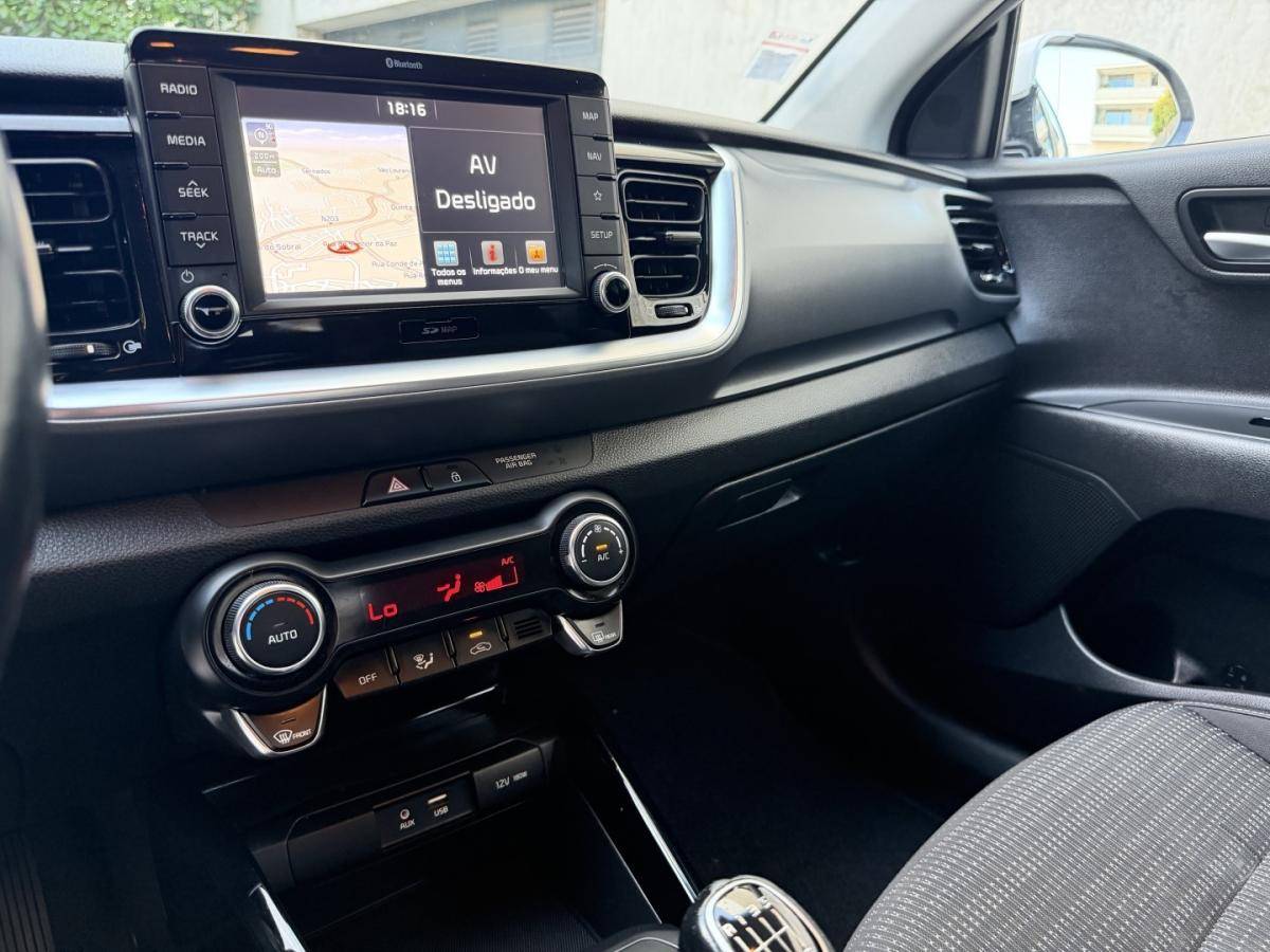 kia-stonic-2017-gasolina-998cc