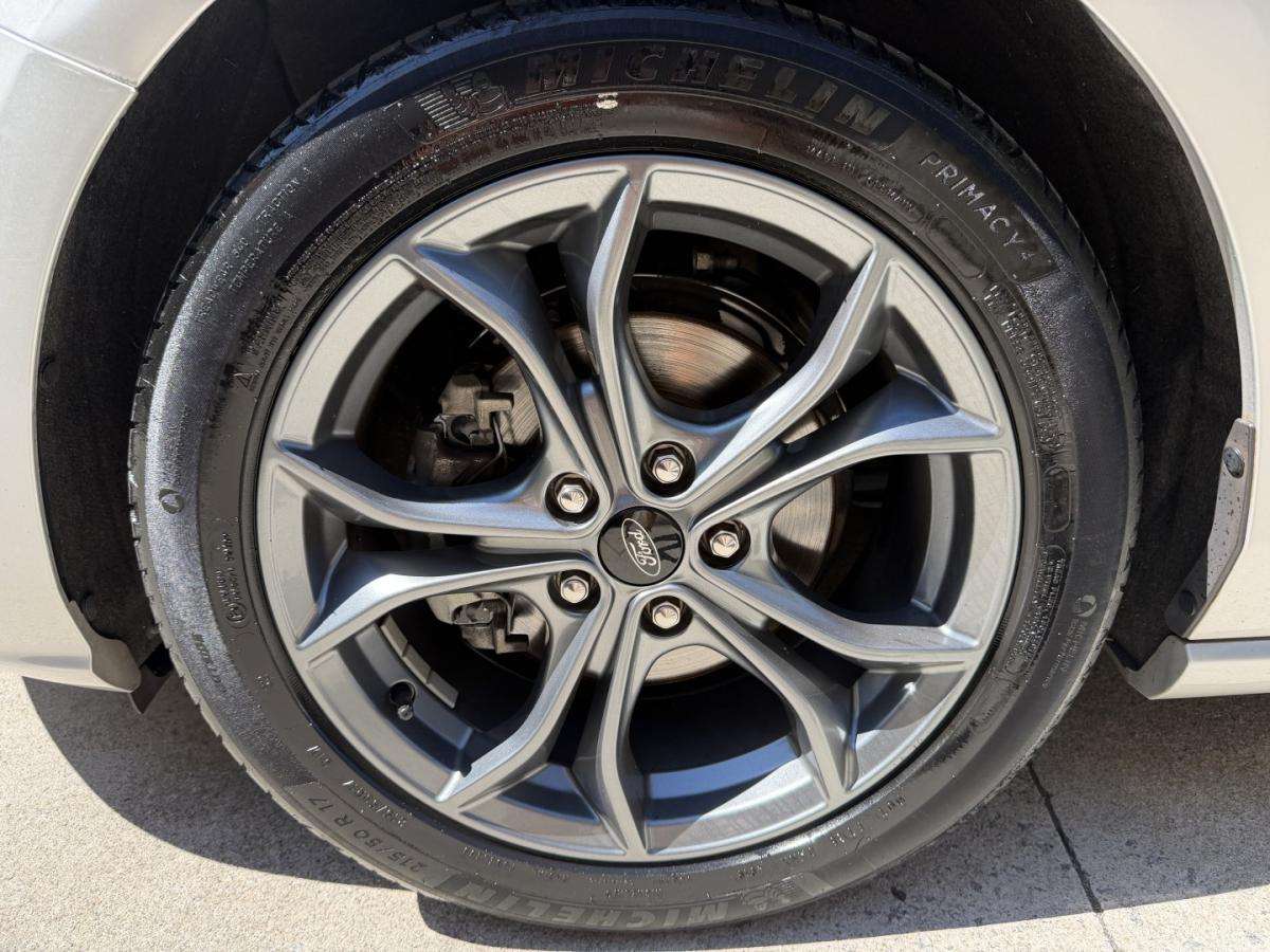 ford-focus-2020-gasolina-998cc