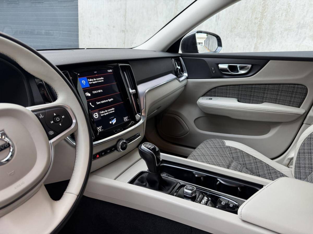 volvo-v60-2018-diesel-1969cc