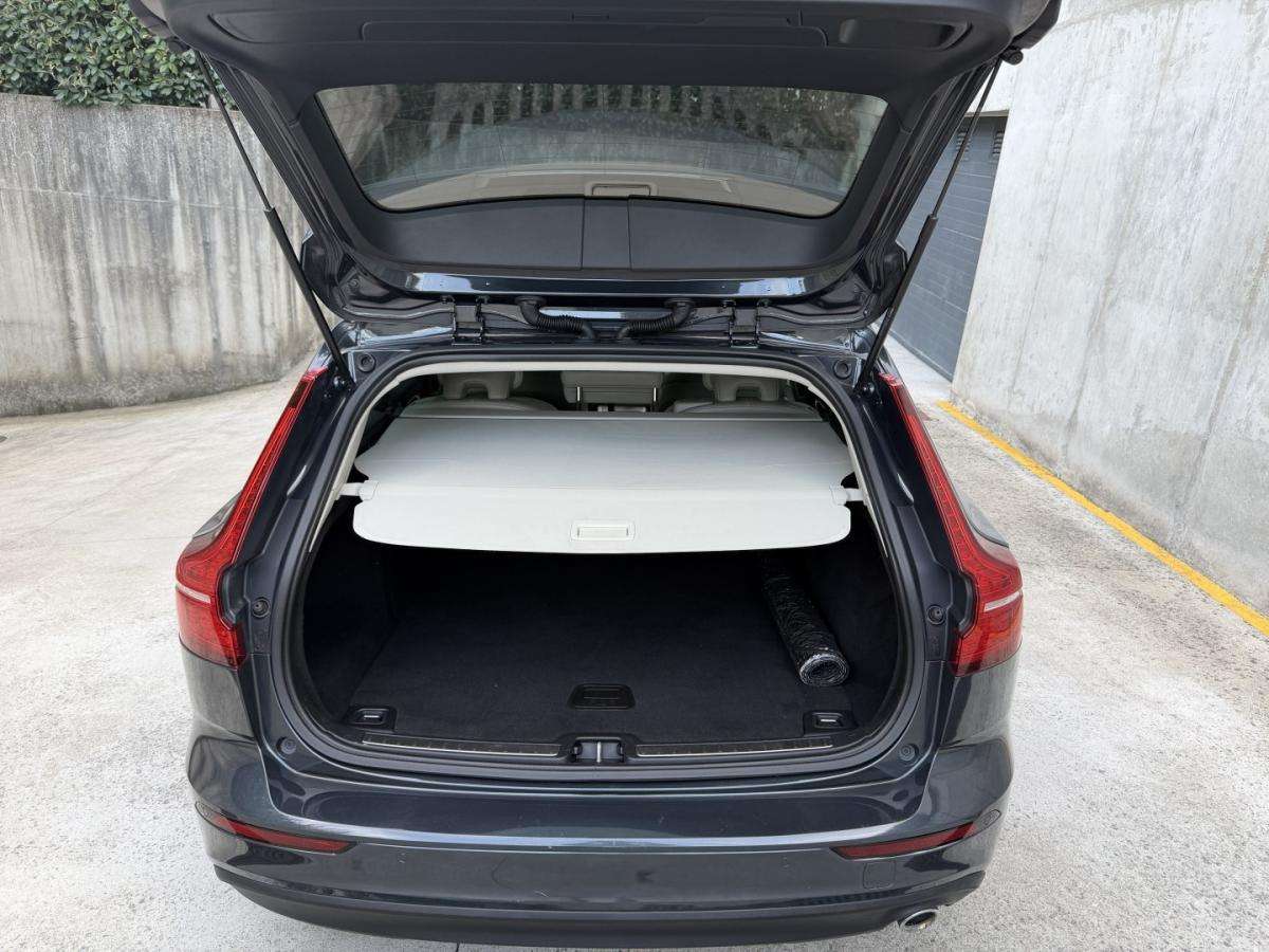 volvo-v60-2018-diesel-1969cc