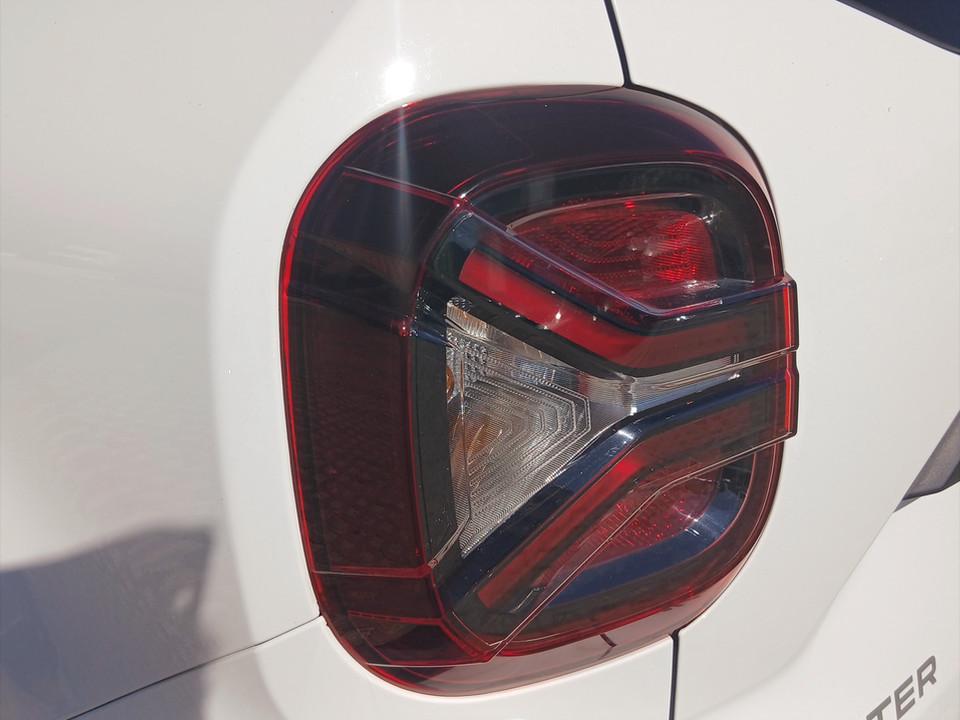 dacia-duster-2023-gpl-999cc