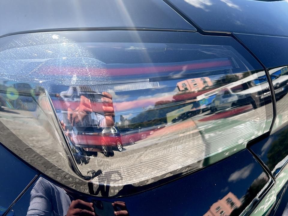 peugeot-208-2025-gasolina-1199cc