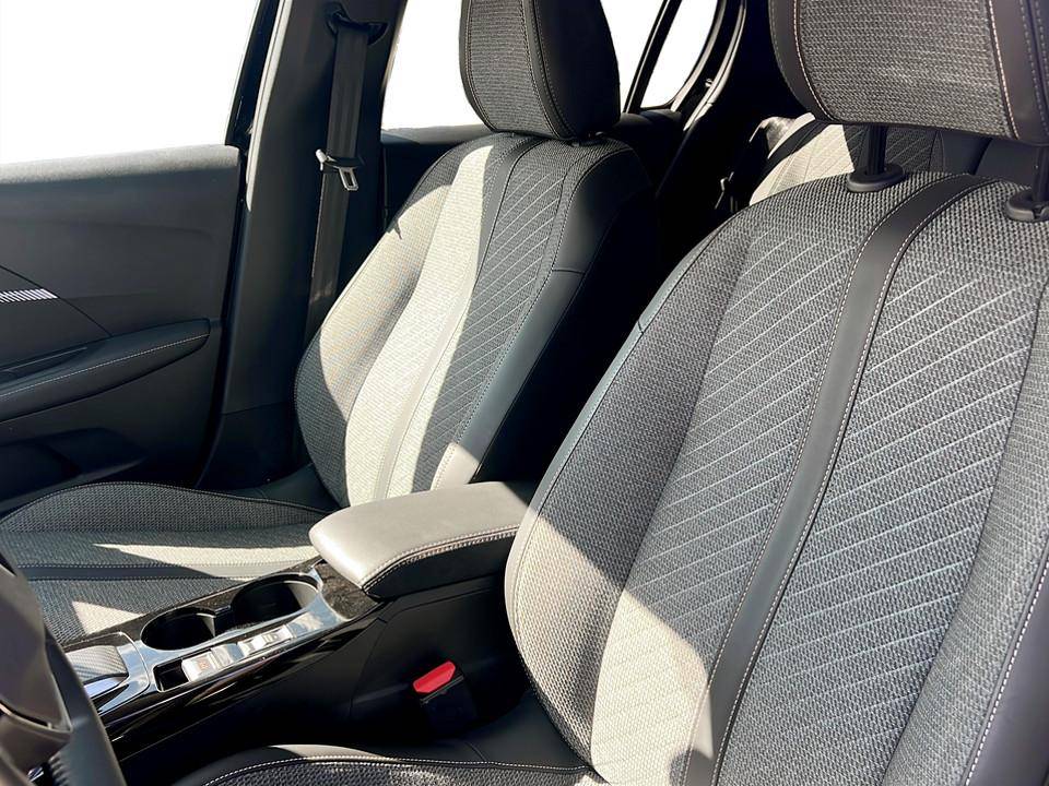 peugeot-208-2025-gasolina-1199cc
