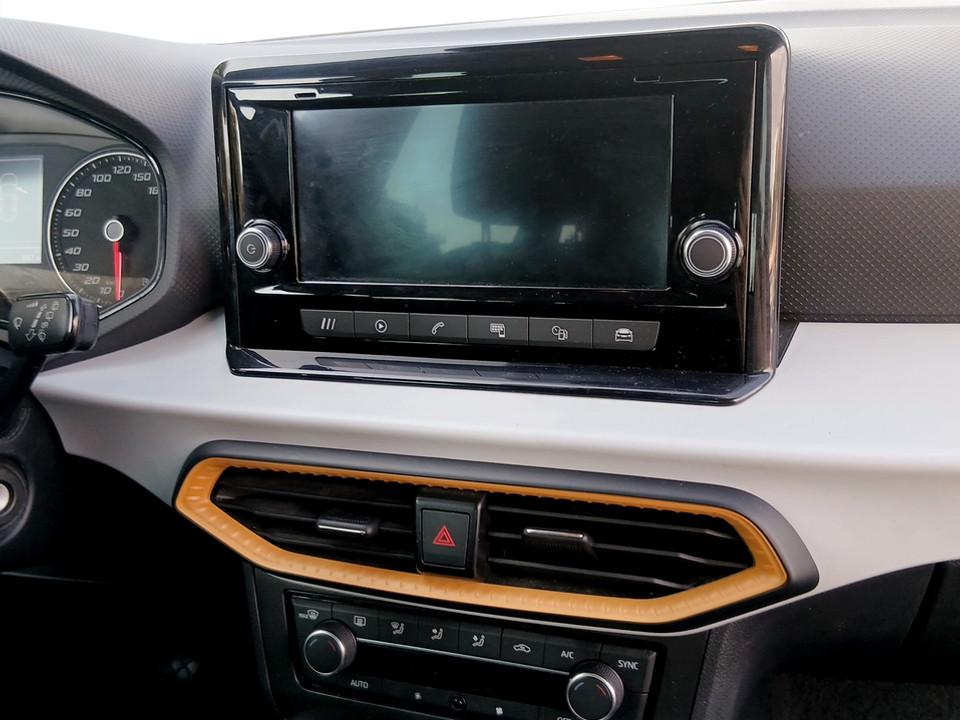 seat-arona-2022-gasolina-999cc