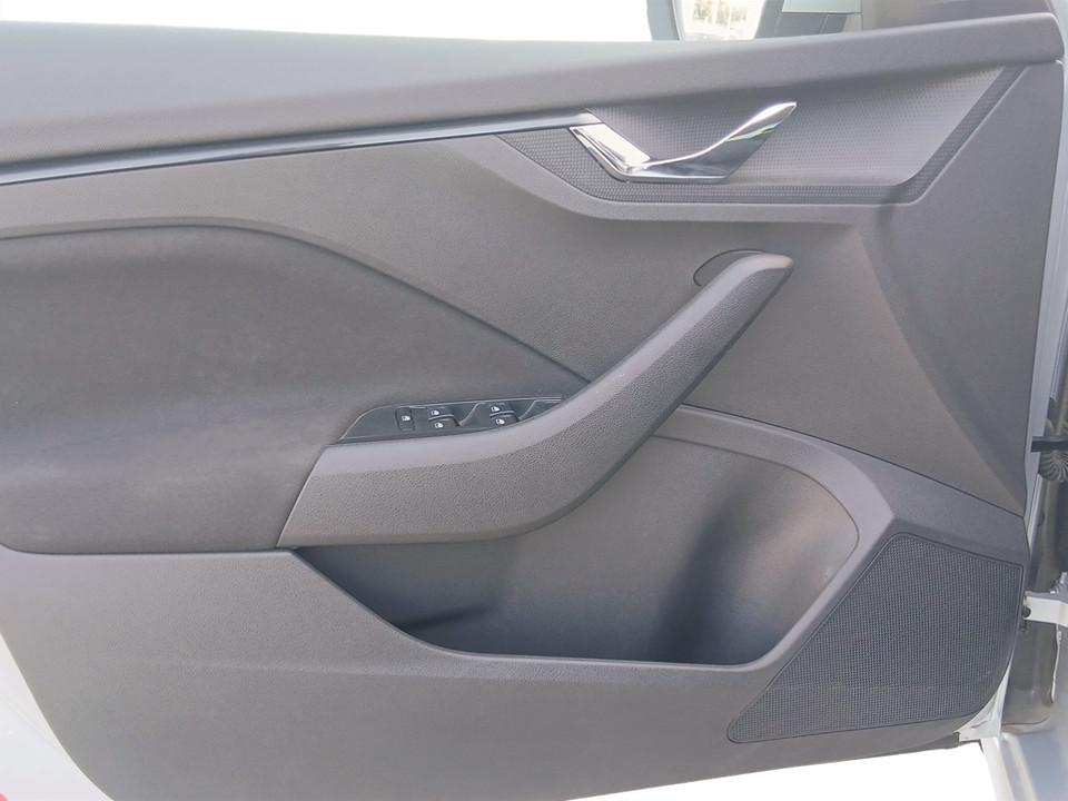 skoda-kamiq-2023-gasolina-999cc