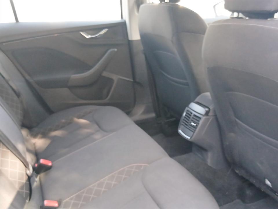 skoda-kamiq-2023-gasolina-999cc