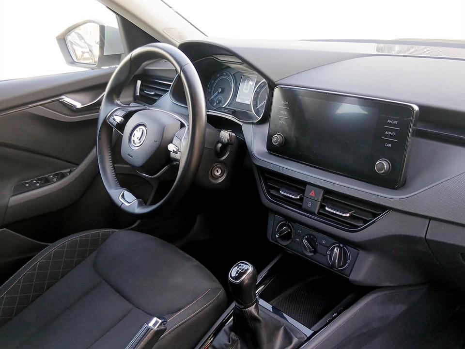 skoda-kamiq-2023-gasolina-999cc