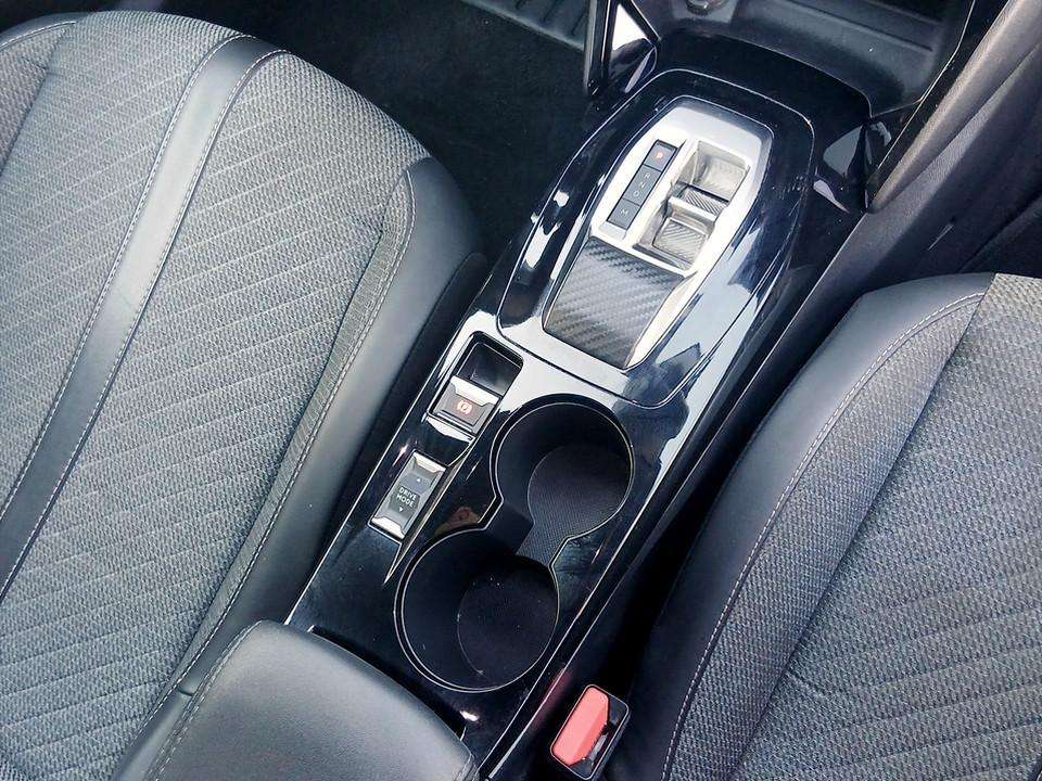 peugeot-2008-2025-gasolina-1199cc