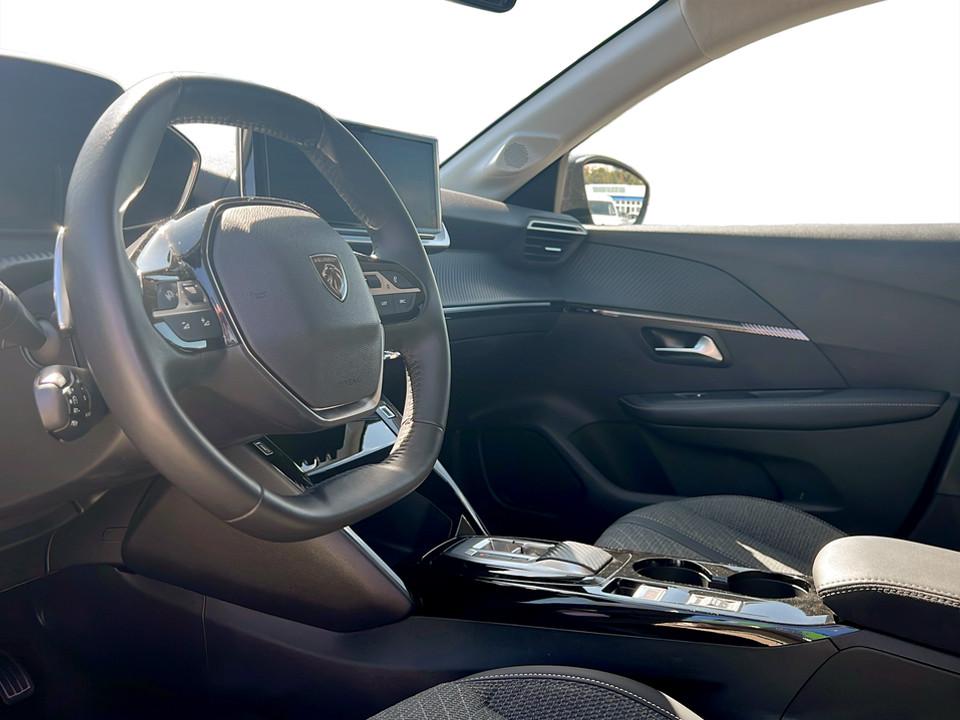 peugeot-208-2025-gasolina-1199cc