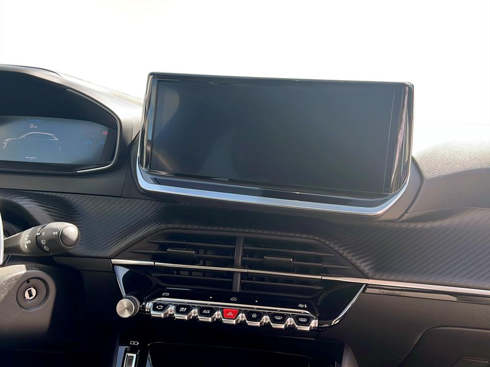 peugeot-208-2025-gasolina-1199cc