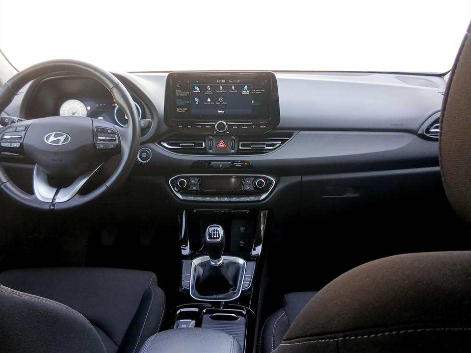 hyundai-i30-2024-gasolina-998cc