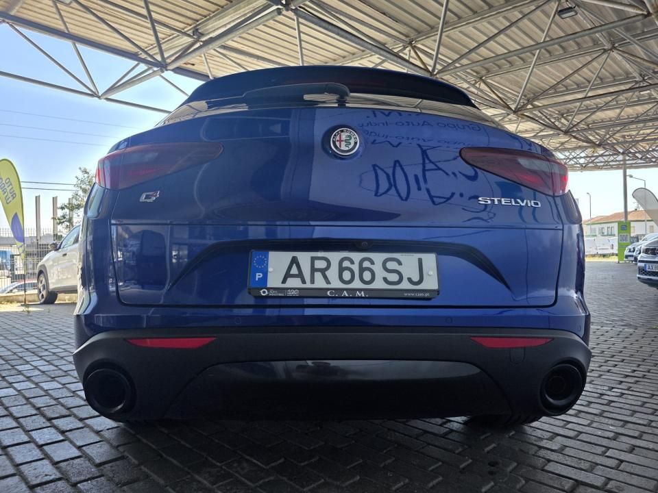alfa-romeo-stelvio-2022-diesel-2143cc