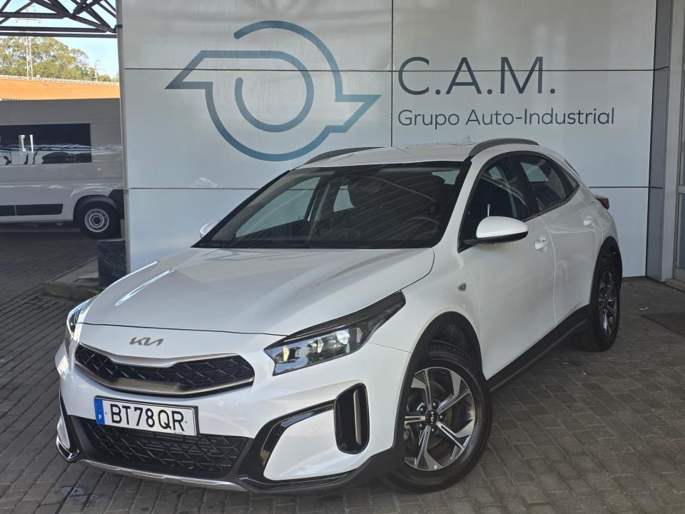 kia-xceed-2025-gasolina-998cc