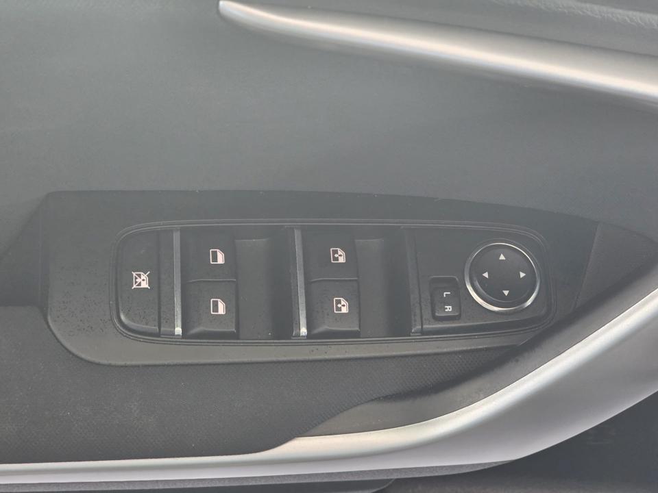 kia-xceed-2025-gasolina-998cc
