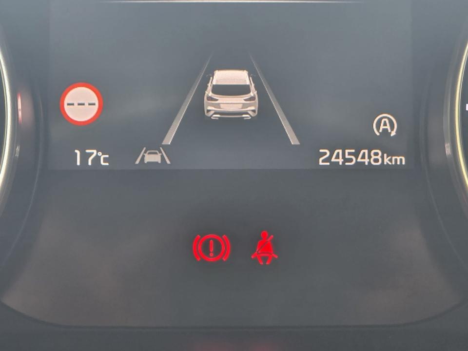 kia-xceed-2025-gasolina-998cc