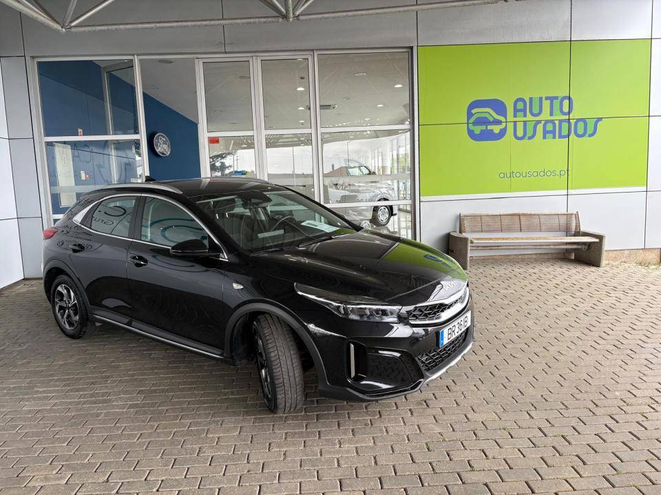 kia-xceed-2025-gasolina-998cc