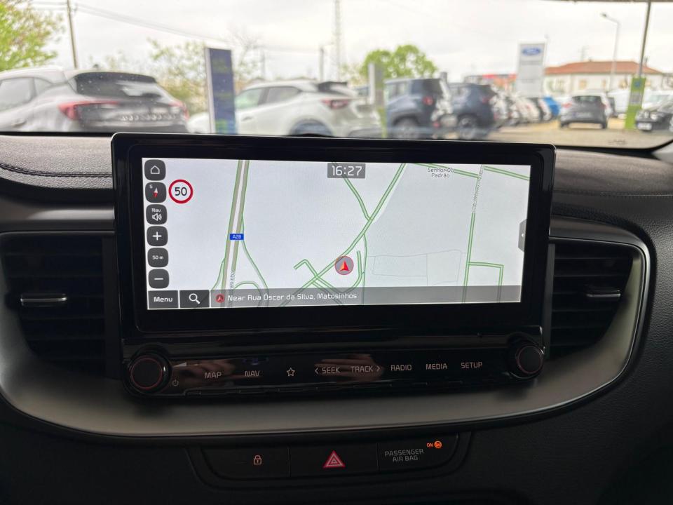 kia-xceed-2025-gasolina-998cc