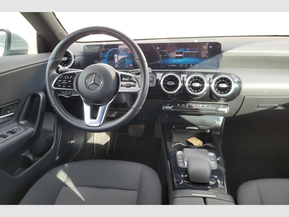 mercedes-benz-cla-2022-diesel-1950cc