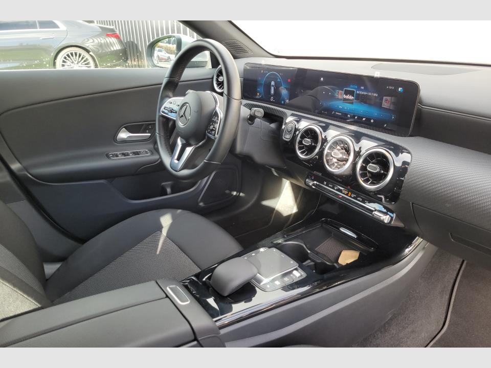 mercedes-benz-cla-2022-diesel-1950cc