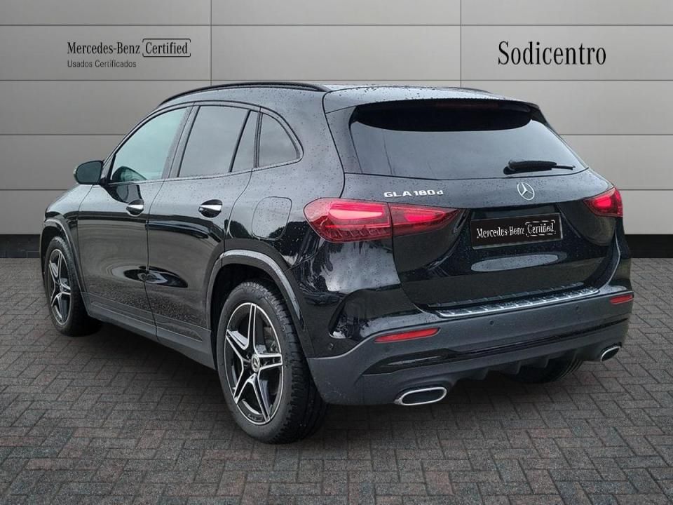 mercedes-benz-gla-2025-gasolina-1595cc