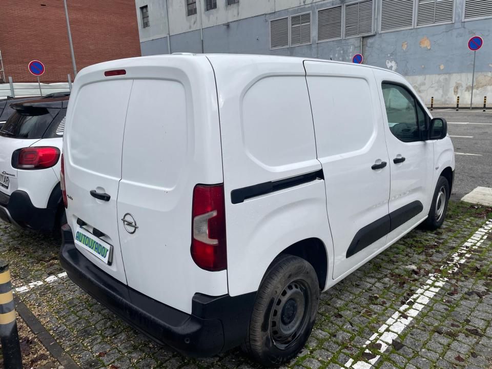 opel-combo-2022-diesel-1499cc