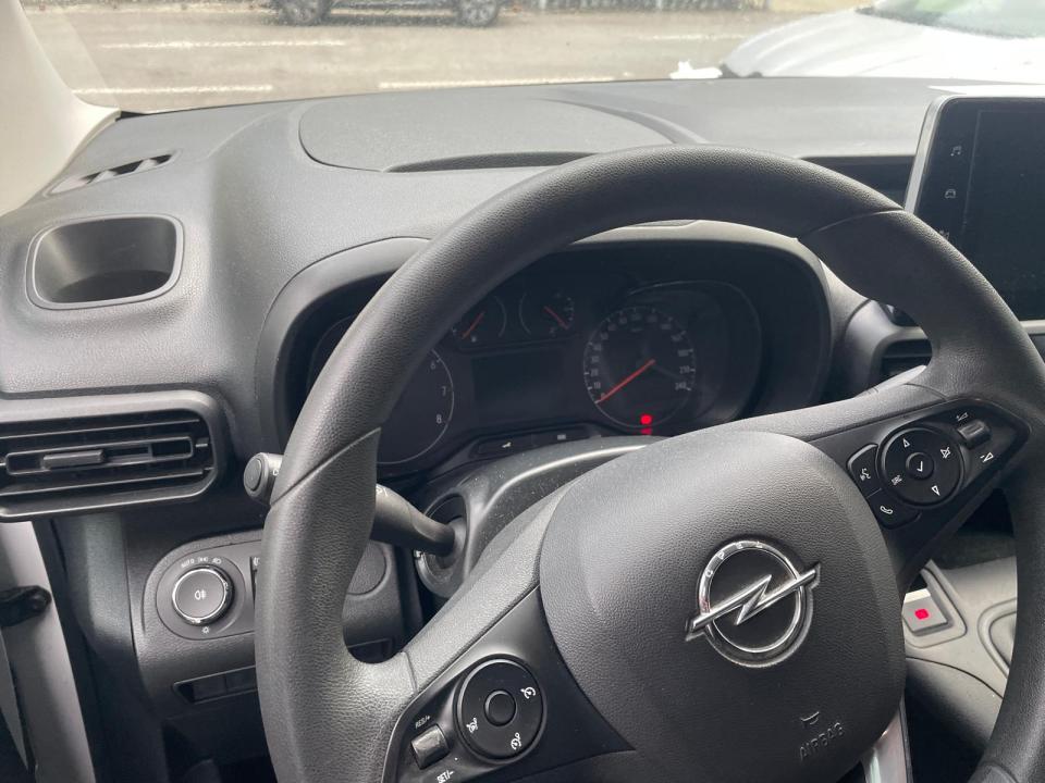 opel-combo-2022-diesel-1499cc