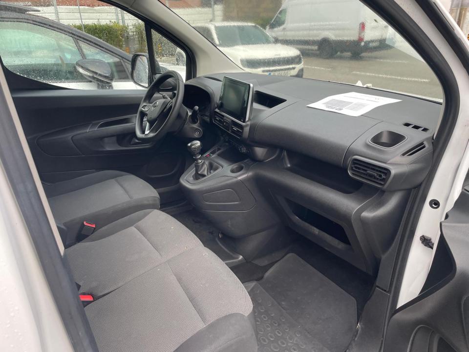 opel-combo-2022-diesel-1499cc